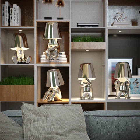 Lampe de chevet Moderne Petit Homme Assis Design - Opale