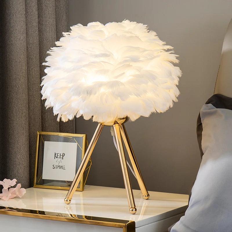 Lampe de chevet en Plumes de Cygne - Opale