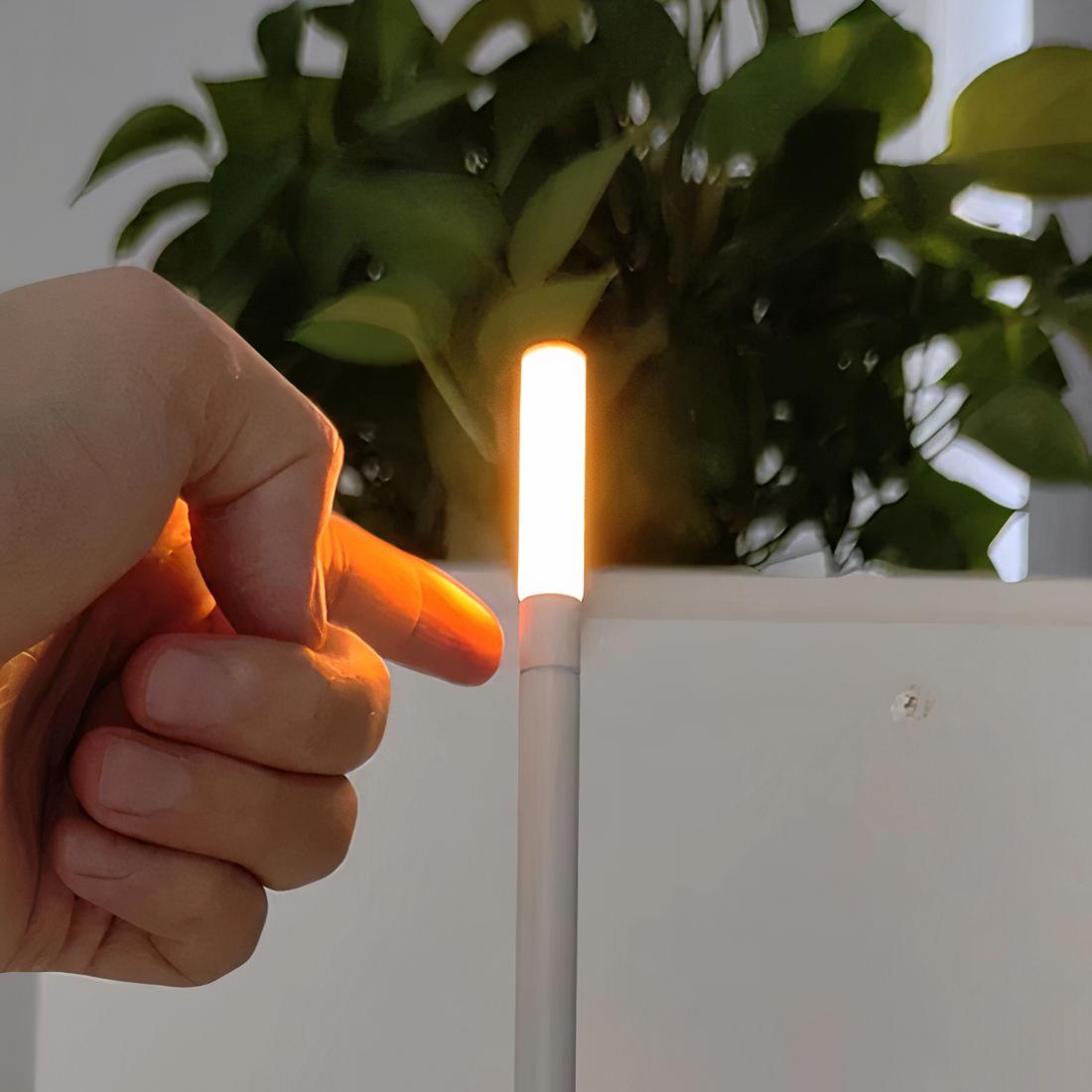 Lampe de chevet Industrielle en Forme de Bougeoir - Opale