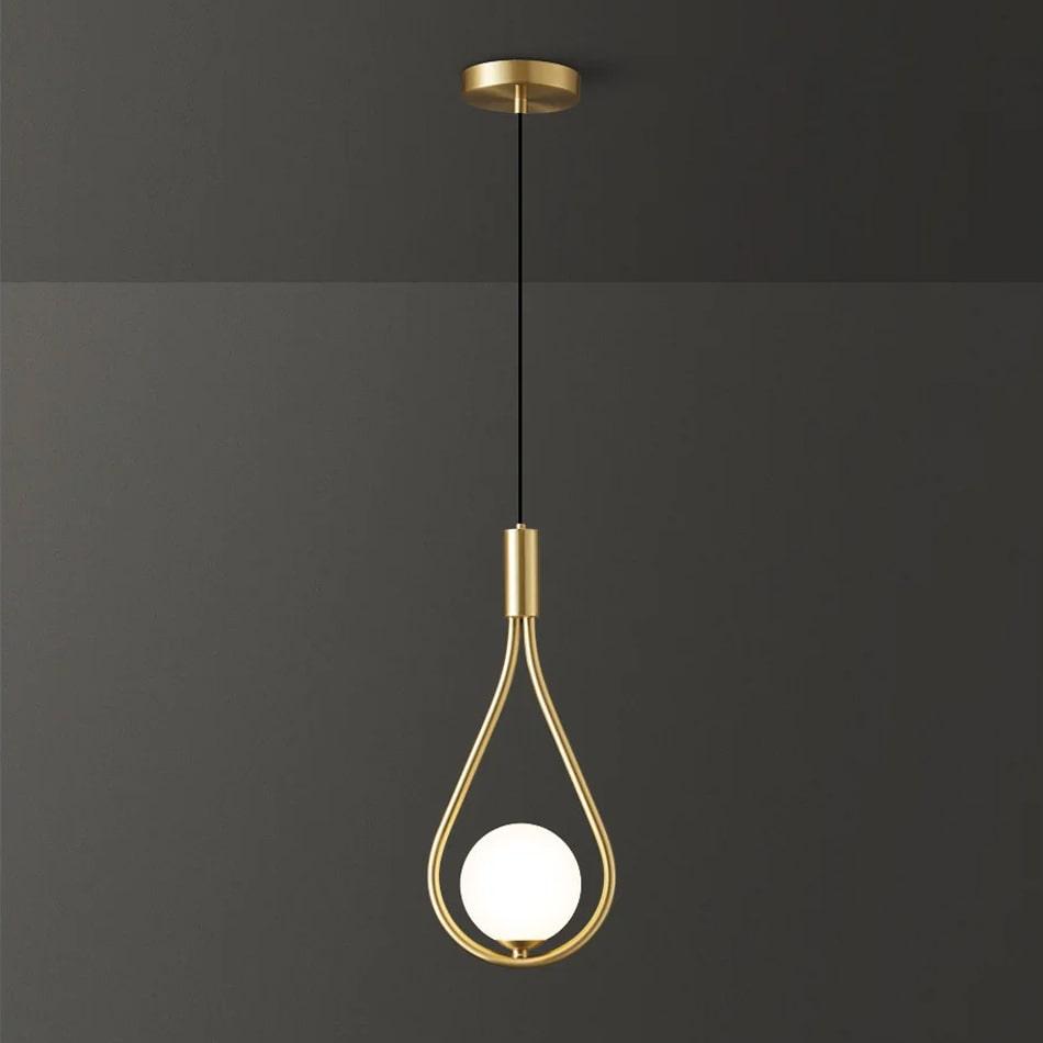 Lampe de chevet Suspendue en Laiton forme de Boule - Opale