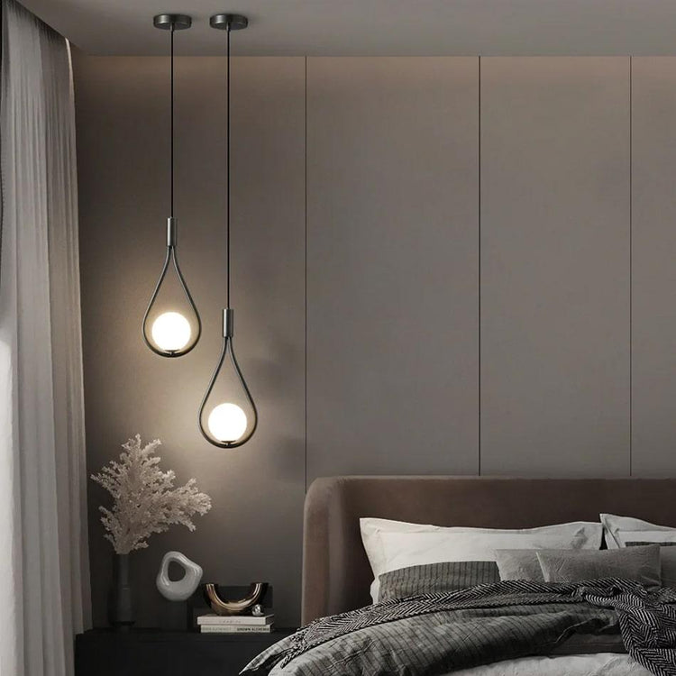 Lampe de chevet Suspendue en Laiton forme de Boule - Opale