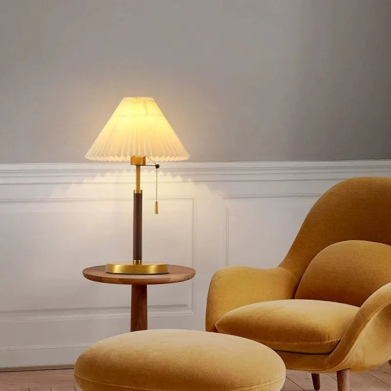 Lampe de chevet Vintage en Bois et Laiton - Opale