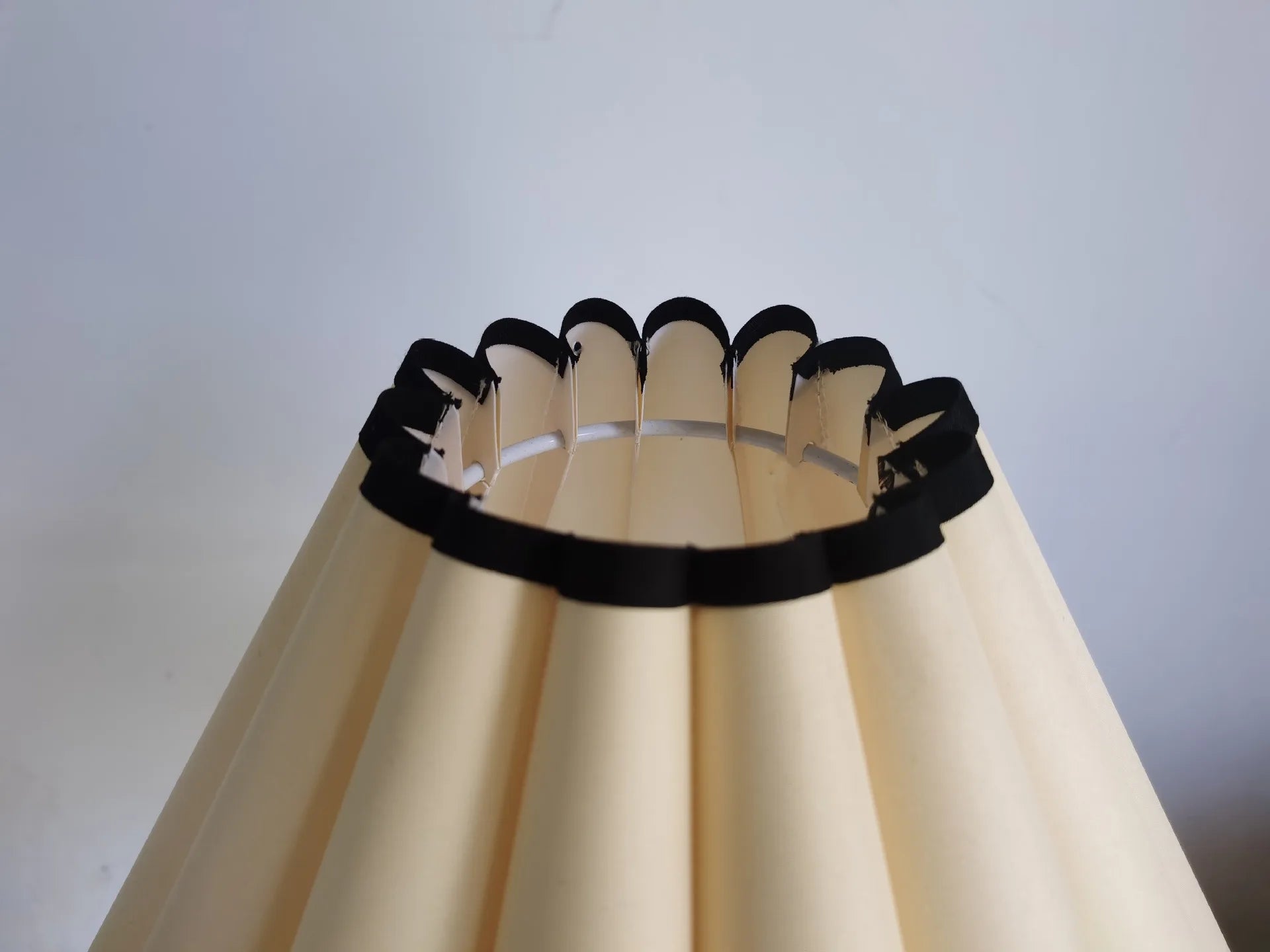 Abat-Jour Lampe de chevet Tissu en Forme de Pétale - Opale