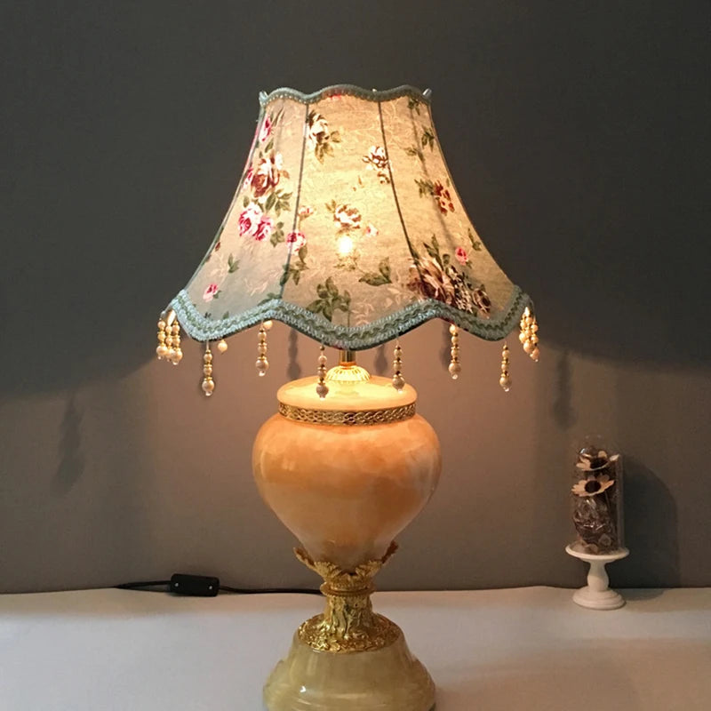 Abat-Jour Lampe de chevet style Baroque en Tissu - Opale