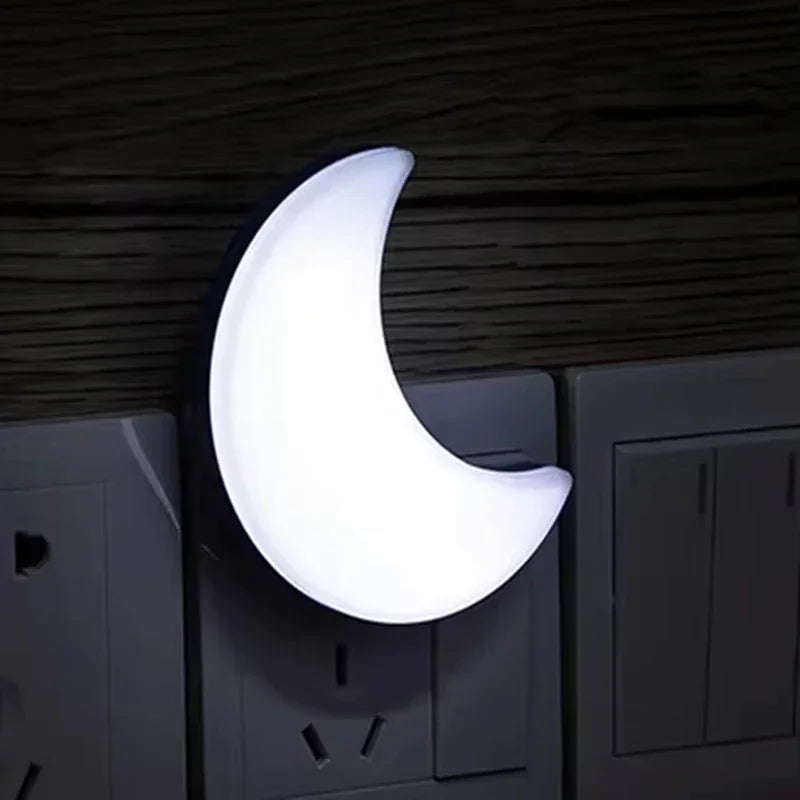 Lampe de chevet Bébé Veilleuse Lune sur Prise - Opale