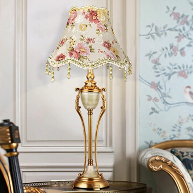 Abat-Jour Lampe de chevet style Baroque en Tissu - Opale