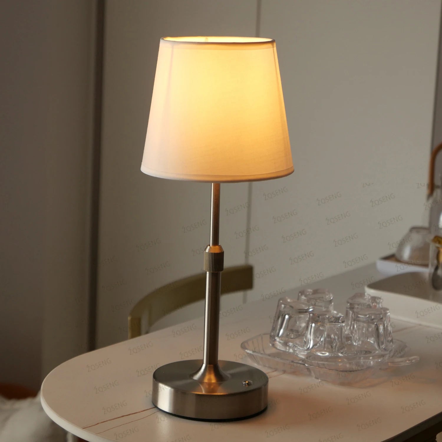 Lampe de chevet Moderne à Hauteur Réglable en Métal - Opale