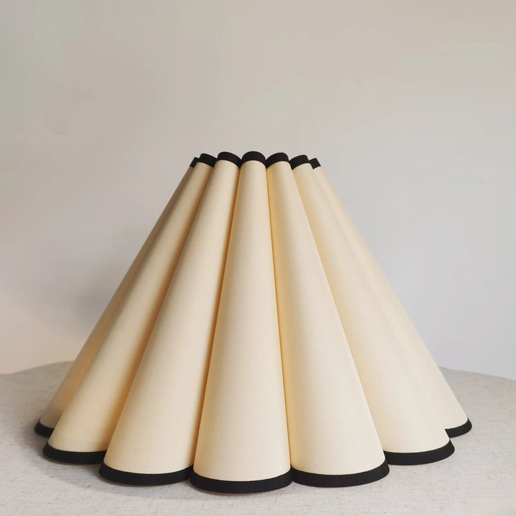 Abat-Jour Lampe de chevet Tissu en Forme de Pétale - Opale