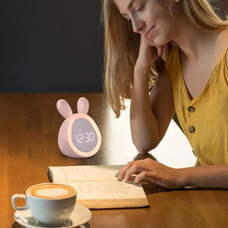 Lampe de chevet Réveil Lapin pour Enfant - Opale