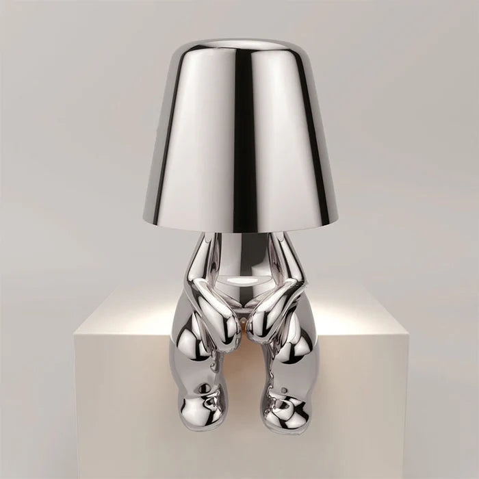Lampe de chevet Moderne Petit Homme Assis Design - Opale