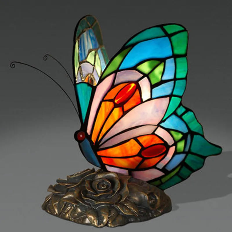 Lampe Tiffany en forme de Papillon - Opale