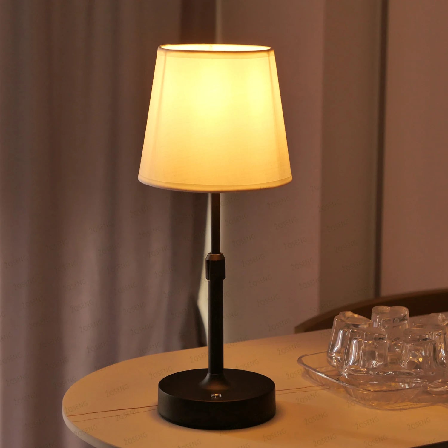 Lampe de chevet Moderne à Hauteur Réglable en Métal - Opale