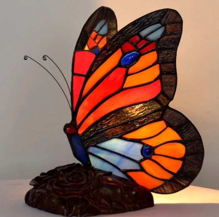 Lampe Tiffany en forme de Papillon - Opale