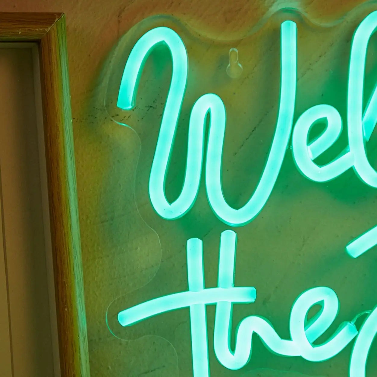 Lampe Murale Néon Welcome to the Jungle - Opale