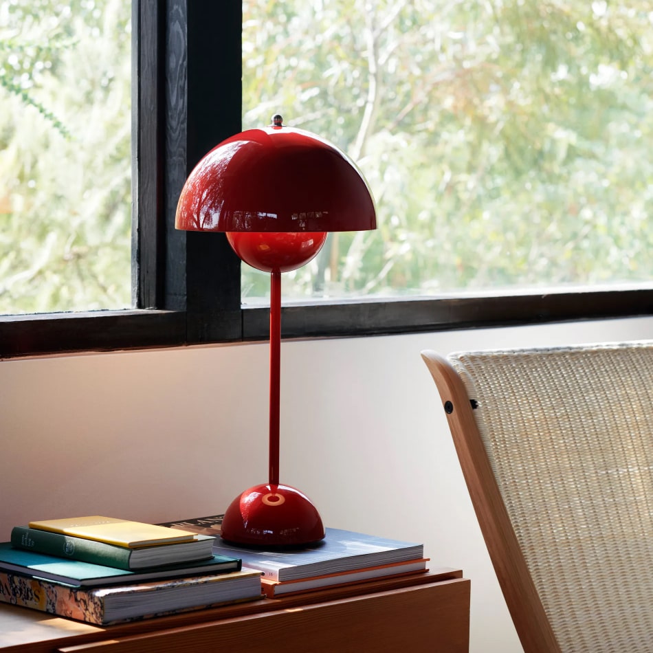 Lampe_flowerpot_rouge